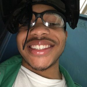 Meet your Posher, Dominik